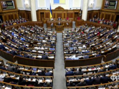 Рада уволила сразу трех министров