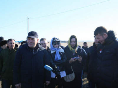 Шавкат Рахмонов построит дом для семьи, пострадавшей от паводка в Кобде