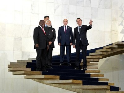 В ЮАР подтвердили приглашение Путина на саммит БРИКС — Financial Times