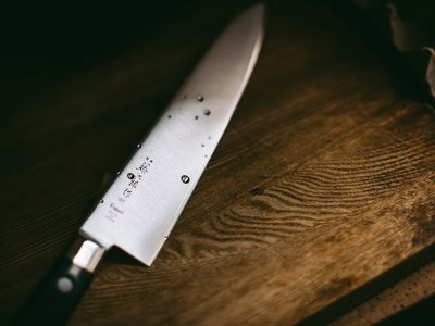 Известный певец подозревается в убийстве сожительницы
