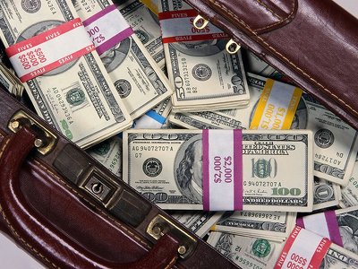 Суд арестовал “скрытые” активы супруги Медведчука более чем на 440 млн грн