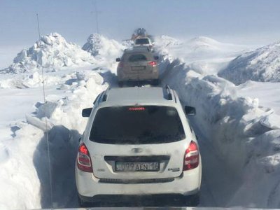 Четыре авто застряли в снежном заносе в Карагандинской области