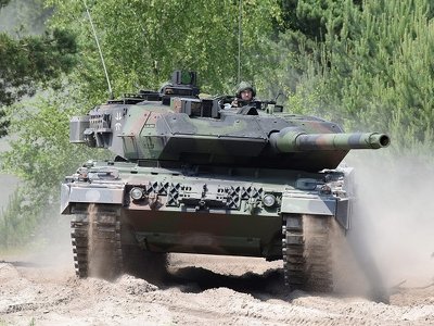 Германия подтвердила передачу Украине 18 танков Leopard 2