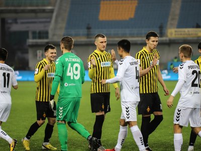 Клубам КПЛ официально вынесли наказания