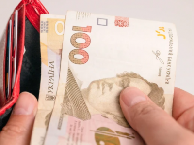 Кому из украинцев к пенсии в марте прибавили только 100 грн
