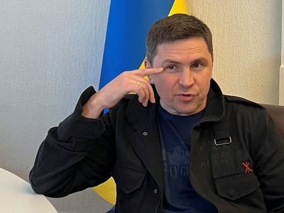 песков и лавров ошибаются: Подоляк о завершении войны дипломатическим путем