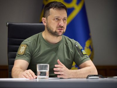 Президент анонсировал более активные действия Украины на передовой