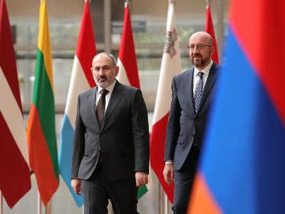 Пашинян обсудил с главой Евросовета кризис в Арцахе и переговоры между Арменией и Азербайджаном