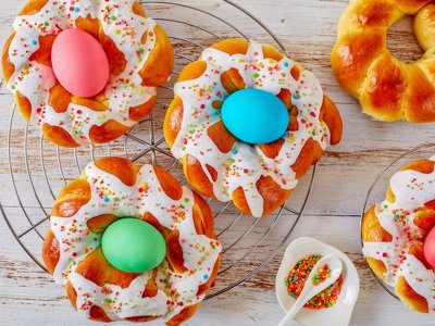 Великодні віночки зі смачними начинками