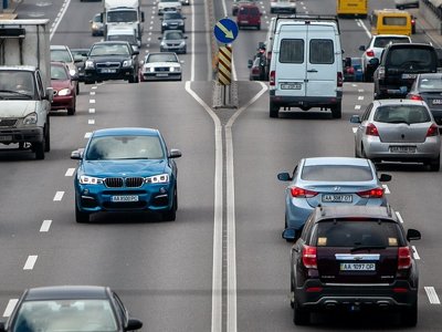 С 1 апреля в Киеве на ряде улиц разрешат движение со скоростью до 80 км/ч