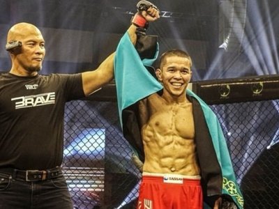 Тренер Жумагулова: «Кого еще продвигают в UFC в Казахстане кроме Асу Алмабаева?»
