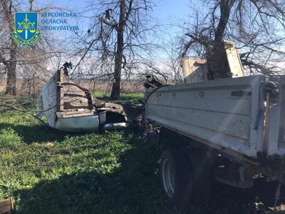 На Херсонщині автомобіль бригади електриків підірвався на російській міні, двоє осіб загинуло – розпочато розслідування
