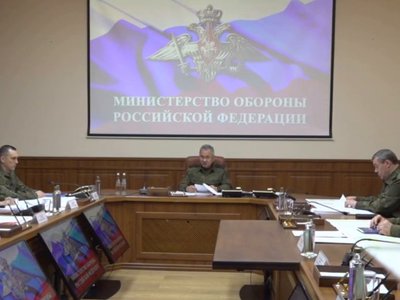 Шойгу провел совещание по обеспечению российских войск боеприпасами — Financial Times