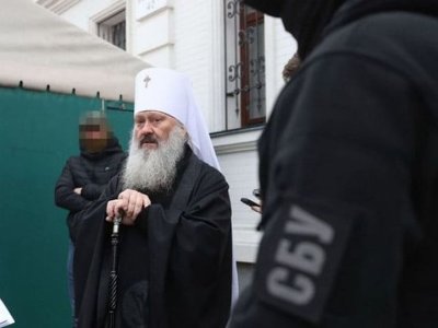 СБУ показала, як Павло з Лаври тішився окупації Херсона: Благовіствуй радость вєлія, прапора російські