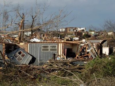 18 человек погибли в результате торнадо в США