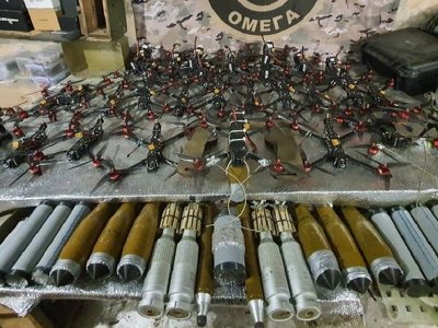 Украинский дрон-камикадзе Пегас атаковал танк ВС РФ: залетел внутрь и взорвался (видео)
