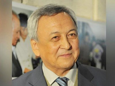 Председателем Союза писателей Казахстана избран Мереке Кулкенов