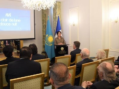 Французы знакомятся с творчеством великого казахского поэта Абая