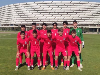 Азербайджан снова крупно уступил Узбекистану