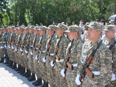 Присягу на верность Родине принесли новобранцы в Таразе