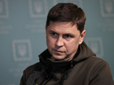 Украине нужна демилитаризованная зона в 100-120 км вглубь России, - Подоляк