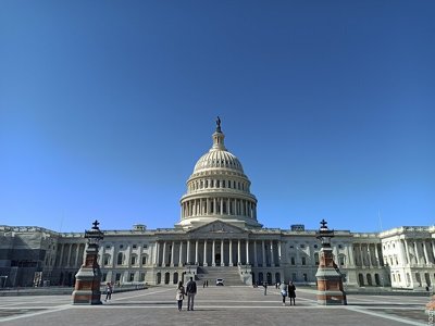 Сенат США одобрил приостановку лимита госдолга, чтобы избежать дефолта