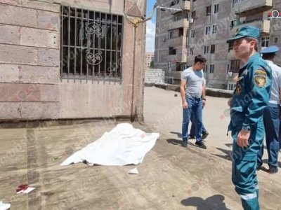 Женщина с младенцем выбросилась из окна в Ереване, возбуждено уголовное дело