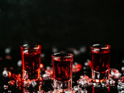 Chivas, Absolut, Beefeater, Budweiser, Nemiroff: как Россия обходными путями получает санкционный алкоголь