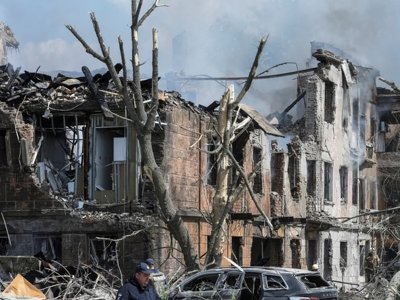 Ракетный удар России по Днепру: погибла двухлетняя девочка