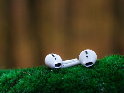 Нет звука: что делать, если один беспроводной наушник не работает