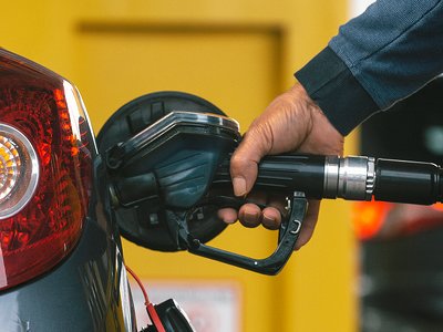 В Україні хочуть запровадити нові податки на пальне