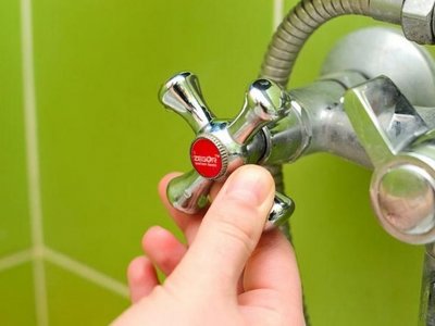 Горячую воду временно отключат в одном из районов Алматы