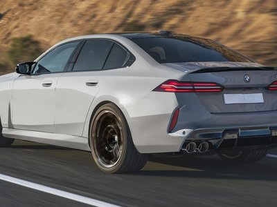 Новая BMW M5 (G90): опубликованы первые изображения