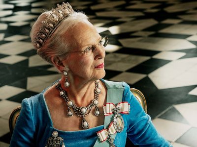 Королева Дании отказалась от своей вредной привычки: она с ней прожила 66 лет