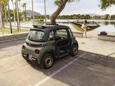 Новую версию миниатюрного электрокроссовера Citroen раскупили за 10 часов