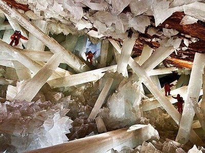 Где на Земле можно встретить -супержизнь- возрастом 50 000 лет: древние кристаллы
