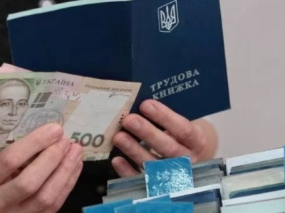 Как засчитывается время обучения в вузе в пенсионный стаж: украинцам рассказали детали