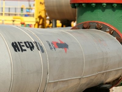 Частная компания завысила тариф на транспортировку нефти на в 30 раз, антимонопольному органу поручено принять меры