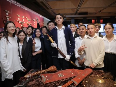 Ученики столичной школы окунулись в историю казахских батыров