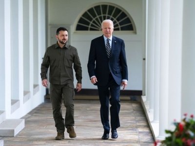 Зеленский и Байден обсудили войну. США продолжат помогать Украине
