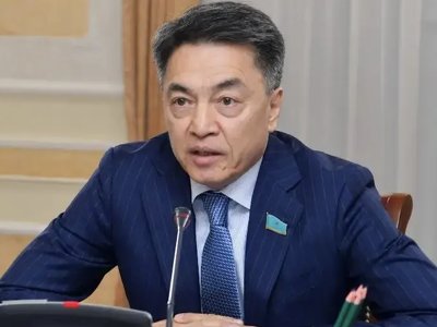 Прекращены полномочия депутата сената Аскара Шакирова