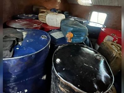 Свыше 10 тонн дизельного топлива украли с завода в Жамбылской области