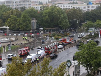 Турция нанесла авиаудары по курдским повстанцам на севере Ирака