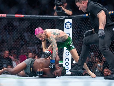 Дейна Уайт анонсировал три титульных поединка UFC на начало 2024 года