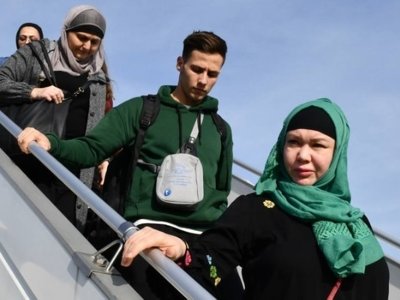 «Мы спали на полу, ели на полу. Постоянно в темноте». Вывезенная из Газы казахстанка — о пережитом в зоне конфликта