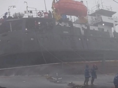 Вышедшее из Одессы судно разломилось пополам у берегов Турции