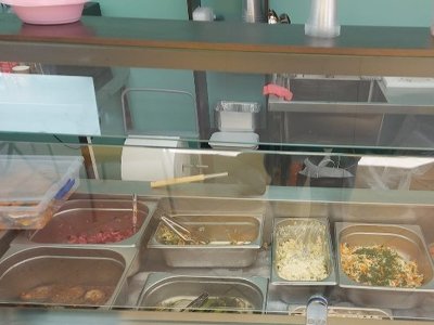В Хайфе открылось новое кафе: и опять оливье?