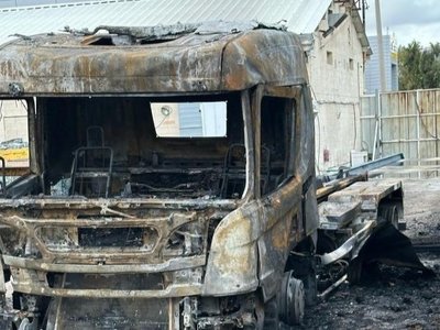В Хайфе загорелся завод по переработке отходов