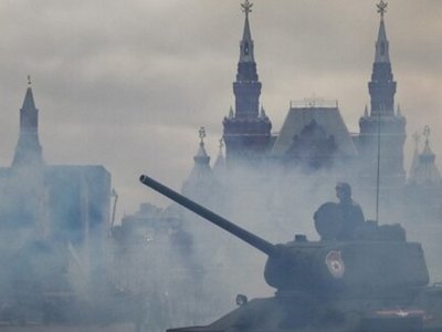 РФ в 2024 году потратит на армию почти треть бюджета: о чем это говорит и к чему может привести