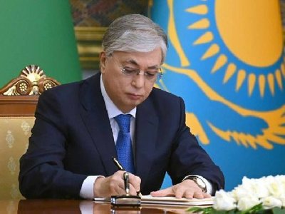 Президент Казахстана выразил соболезнования в связи с гибелью людей при пожаре в хостеле в Алматы